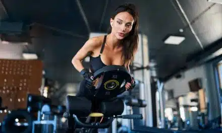 Hiperextensiones Lumbares: Fortalece Glúteos y Mejora la Salud de tu Espalda Baja con