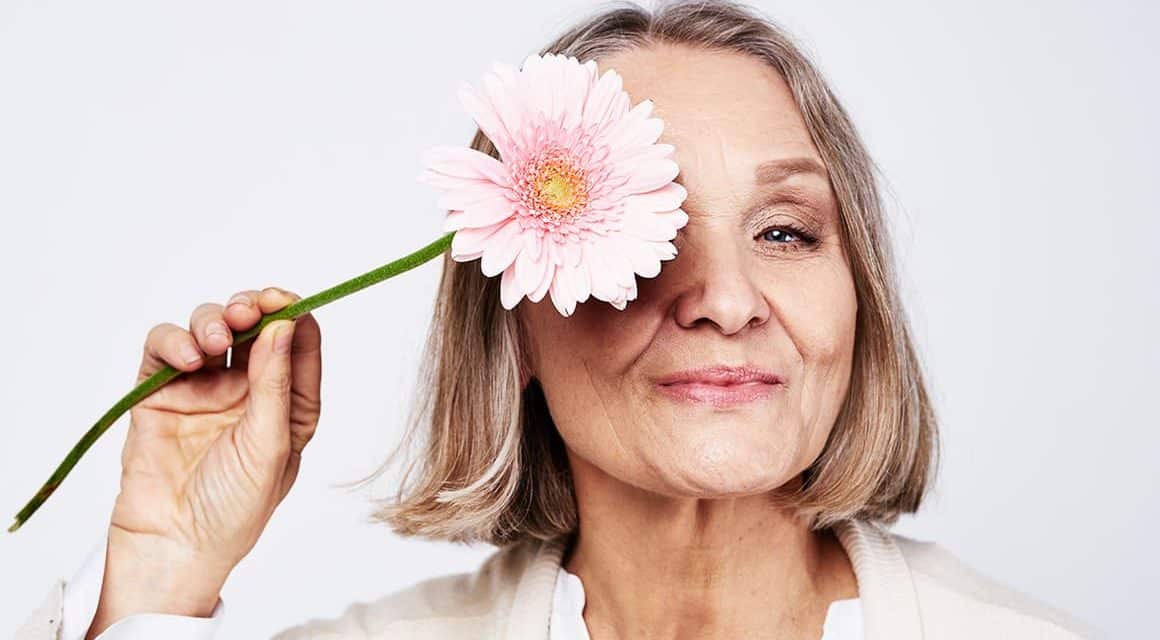 Cuidado de la piel en la menopausia: cómo cuidar y proteger la piel en esta etapa