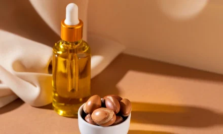 Descubre los increíbles beneficios del aceite de argán para una piel y cabello radiantes