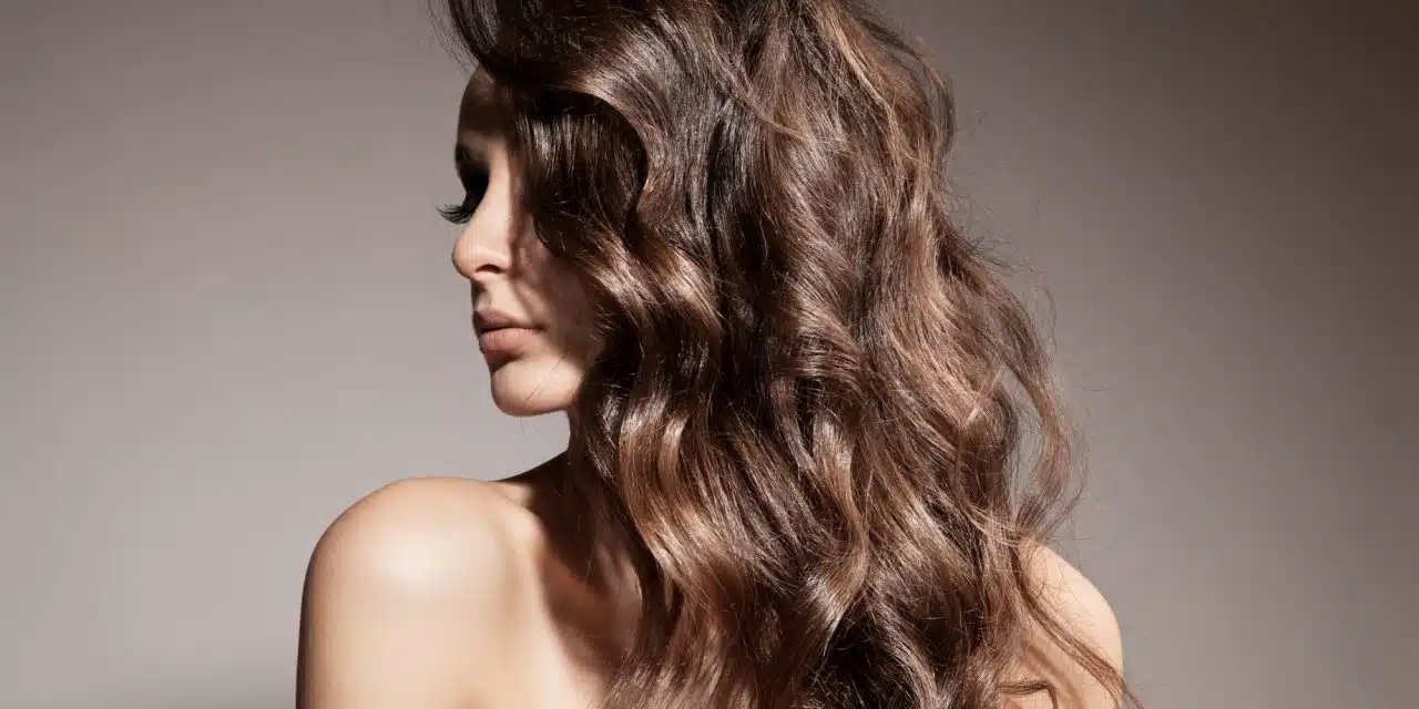 El secreto de un cabello espectacular: aceites naturales que debes probar