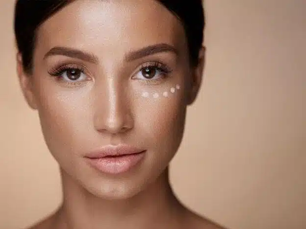 Cuidados Específicos para el Contorno de Ojos