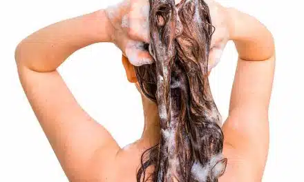 Mitos del Cuidado Capilar: ¿Cuántas Veces Deberías Lavar tu Cabello?