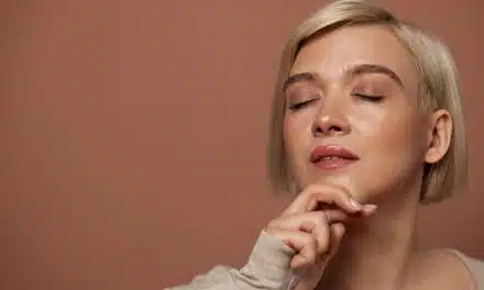 Vitamina C y la Producción de Colágeno: ¿Clave para una Piel Juvenil?