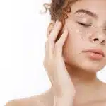 ¿Restringir la Dieta Elimina Manchas en la Piel? Qué Factores Influyen de Verdad